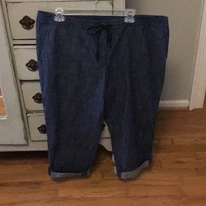NEVER WORN- Talbots Cotton Cropped Pants